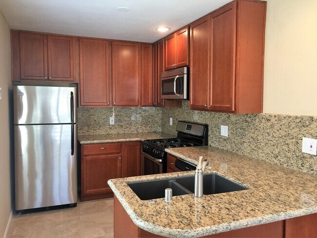 Building Photo - Gorgeous Unit in Imperial Beach!