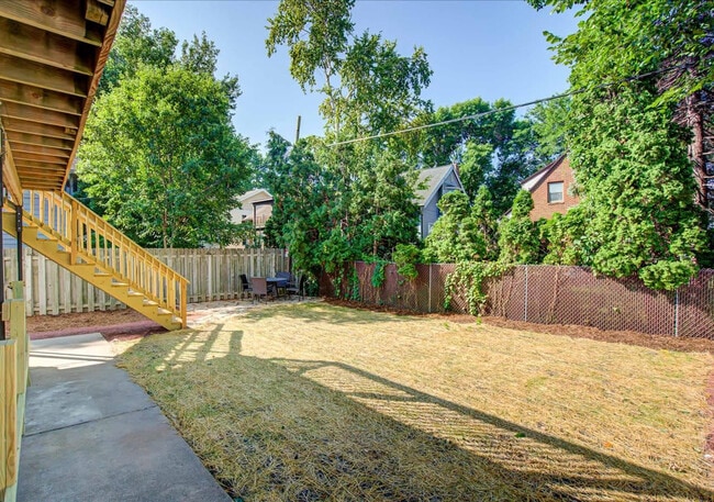 Building Photo - 156 Rodney Ct