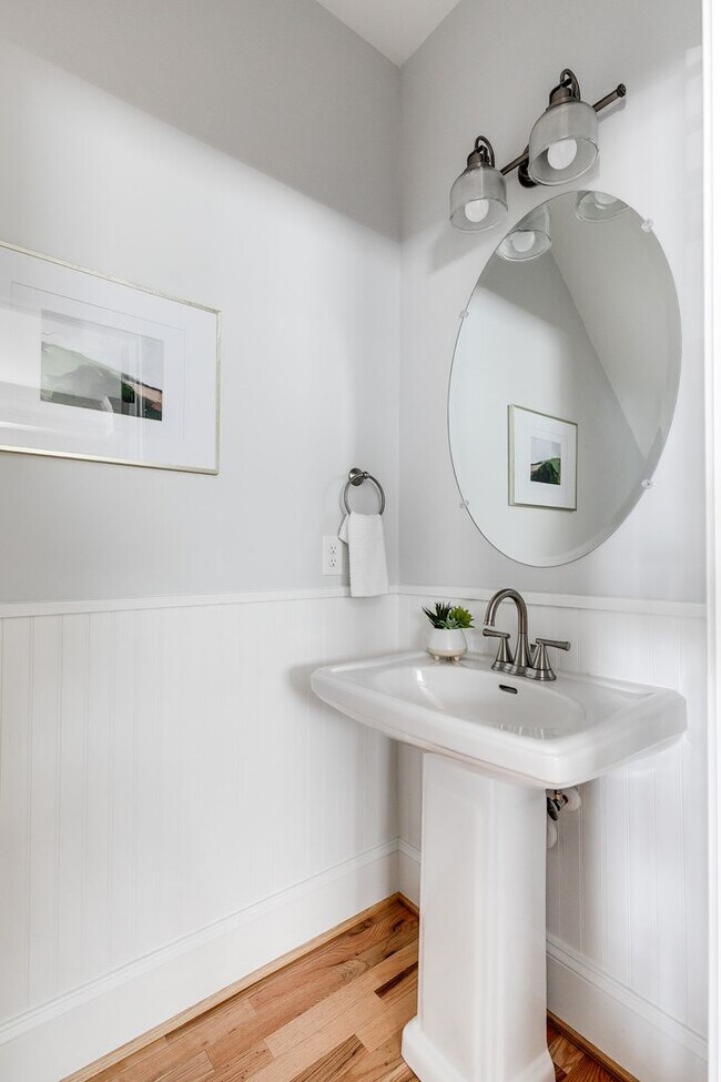 Building Photo - Stylish Church Hill Home with Luxury Finis...