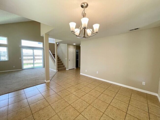 Building Photo - 3 Bed, 3 Bed House In The Stunning Willams...