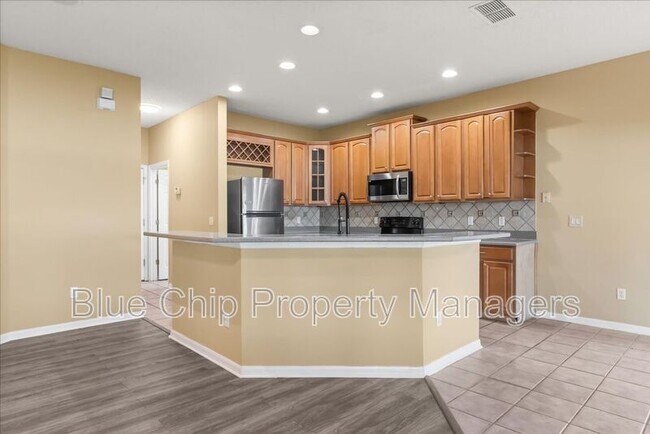 Building Photo - 5846 Manchester Bridge Dr