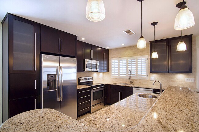 Building Photo - 8308 N 86th St