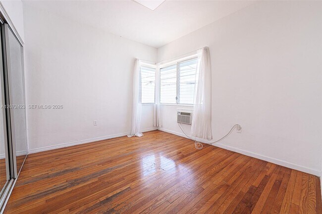 Building Photo - 1351 Meridian Ave