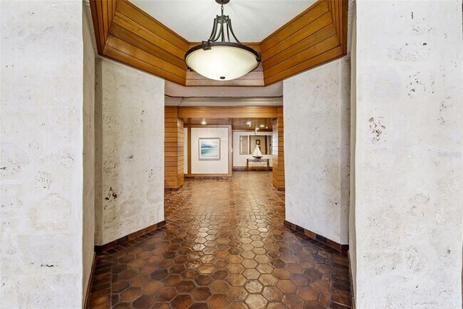 Building Photo - 400 Island Way