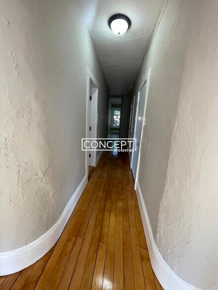 Building Photo - 270 Bowdoin St