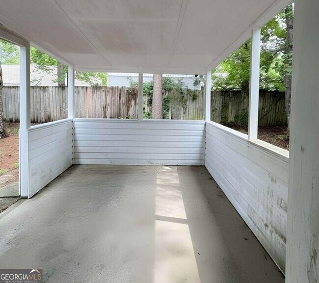 Building Photo - 108 Crestwood Ct