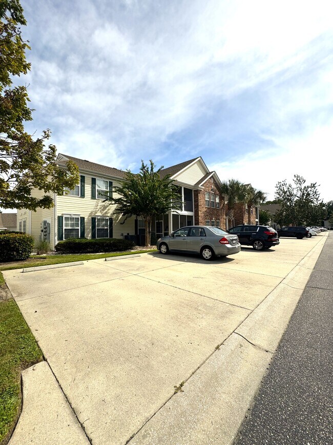 Building Photo - 119 Brentwood Dr