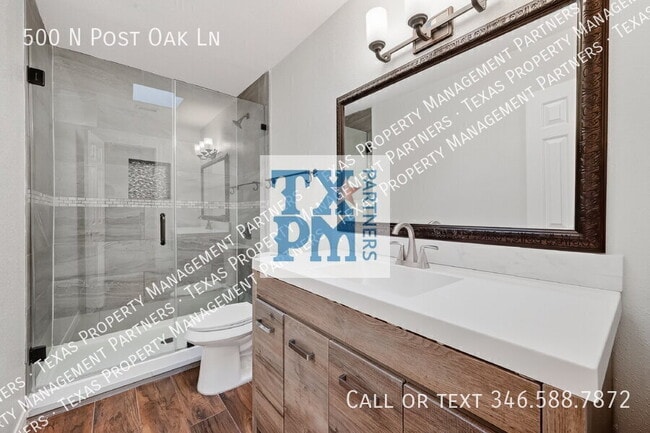 Building Photo - 500 N Post Oak Ln