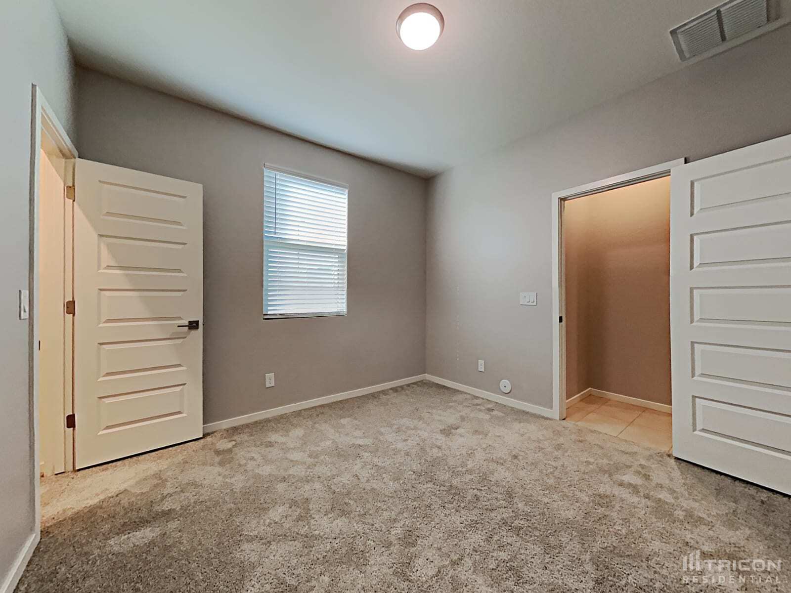Building Photo - 605 W Cholena Trail