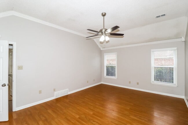 Building Photo - 4800 Harvest Knoll Cove S