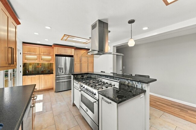 Building Photo - 15799 Apollo Heights Ct