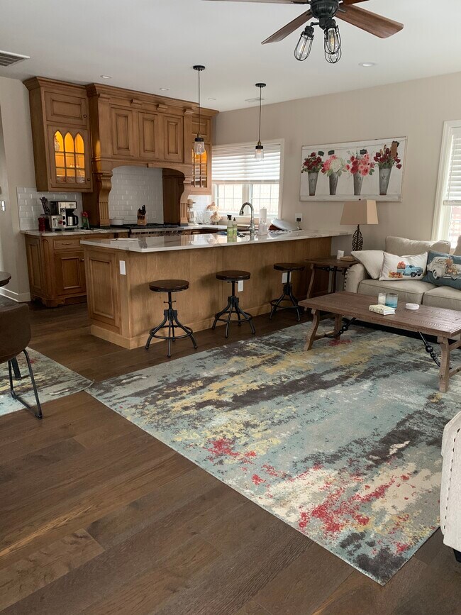 Open floorplan with bright and airy living spaces - 2420 Derbyshire Rd