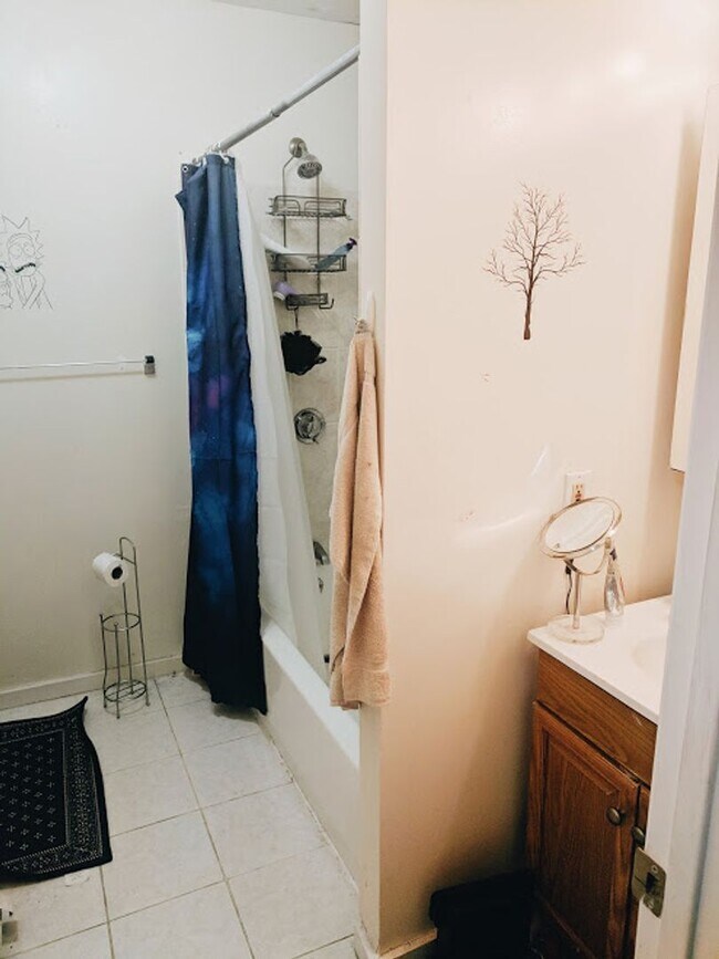 Building Photo - 67 Hammond St