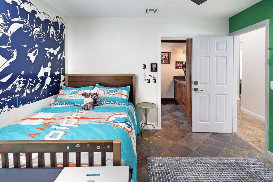 Building Photo - 6430 NW 98th Ln