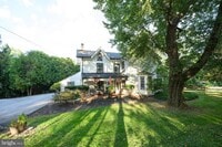 Building Photo - 235 Blue Rock Rd