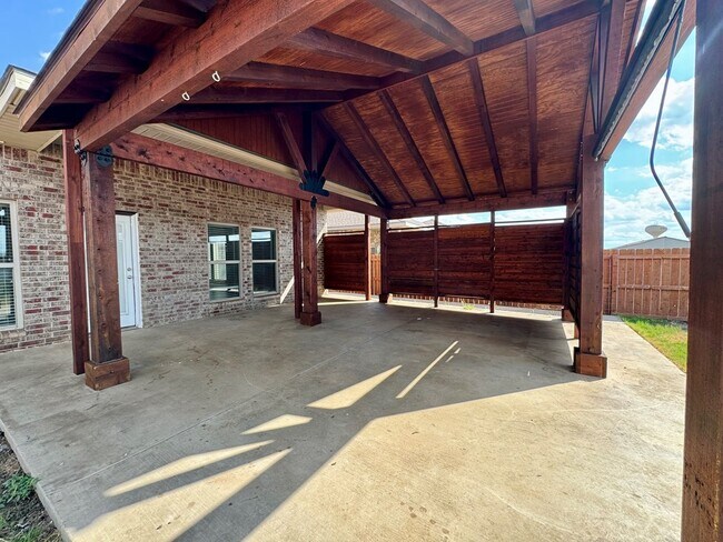 Building Photo - 9323 Bee Balm Ave