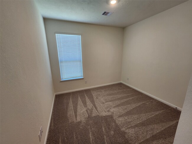 Building Photo - 1530 Grand Olympia Dr