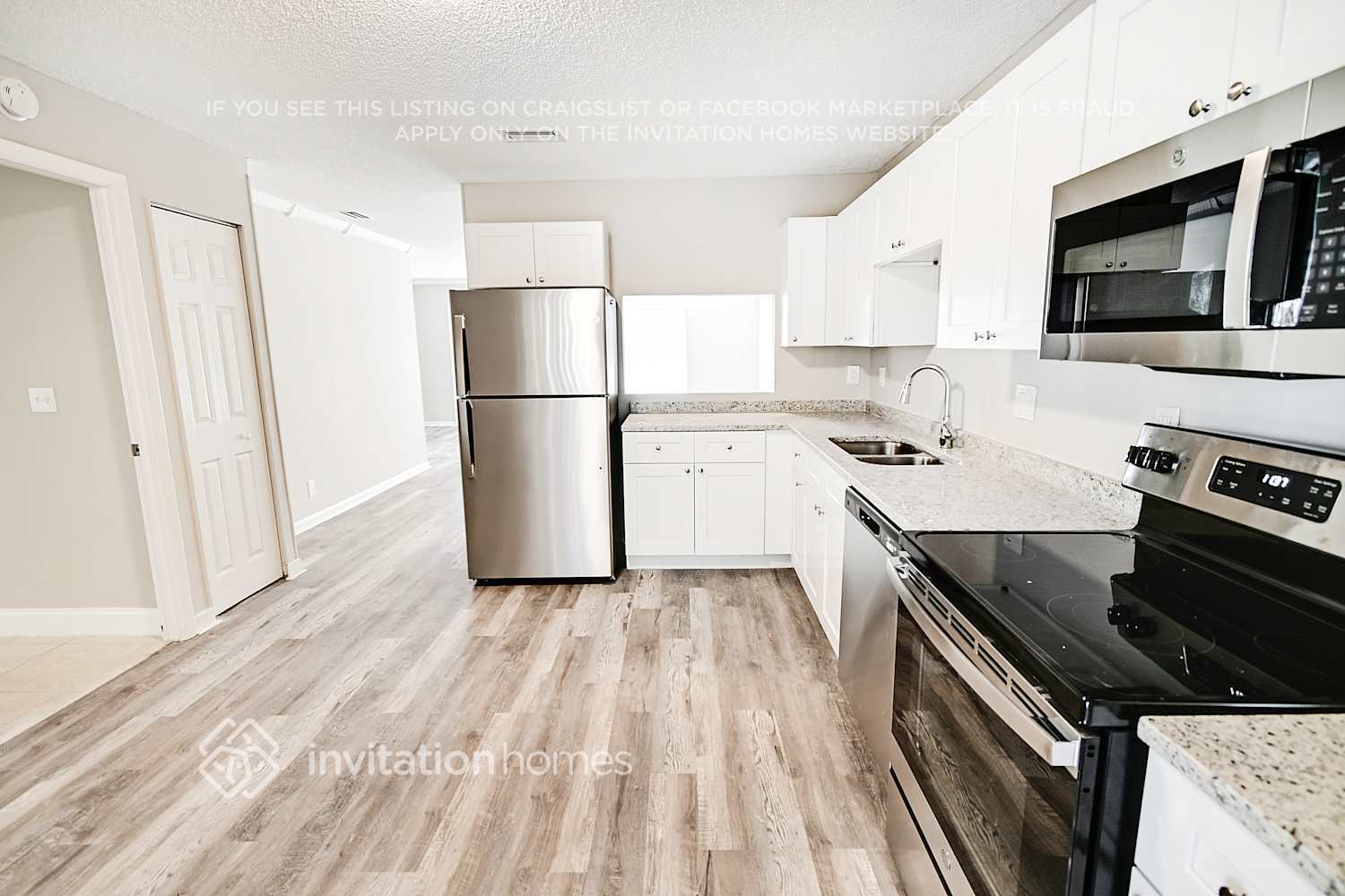 Building Photo - 5825 Ithaca Cir W