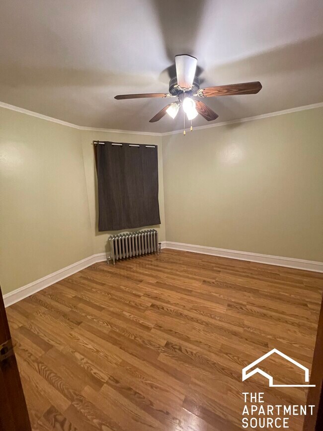 Building Photo - 5143 S Rockwell St