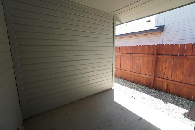 Building Photo - 163 W Lava Falls Dr