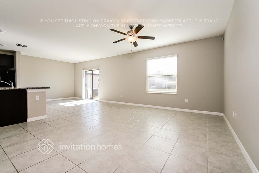 Building Photo - 7255 King Crk Dr