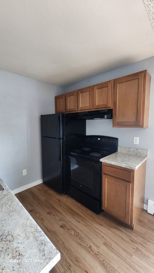 Interior Photo - Myers Court