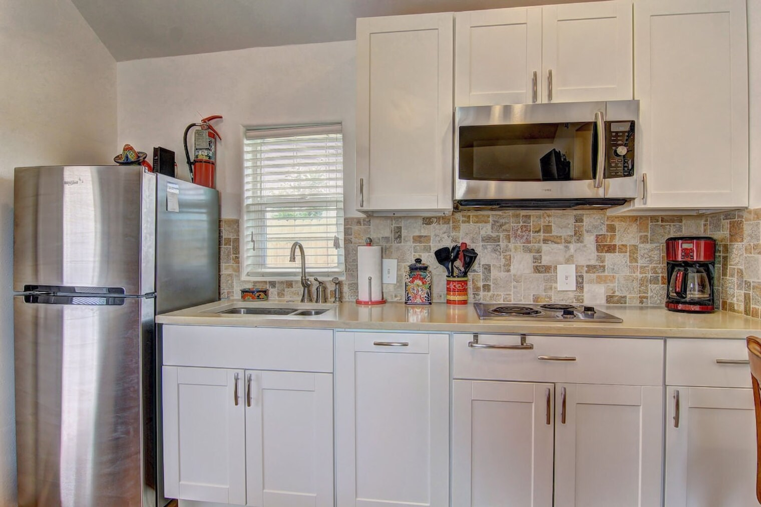 Building Photo - 134 N Alister St