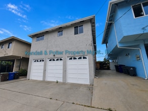 Building Photo - 218 Alhambra Ave