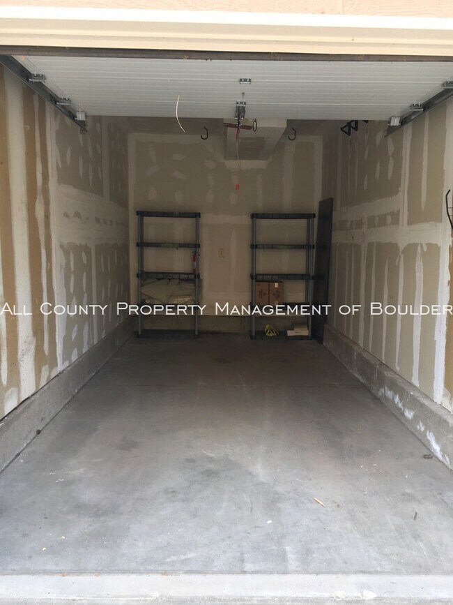 Building Photo - Powderhorn Condo with Loft