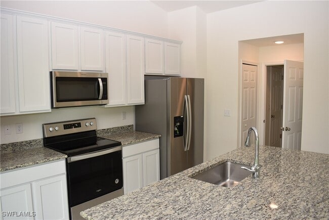 Building Photo - 4436 Adelaide Ave