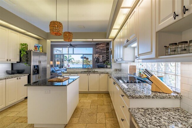 Building Photo - 10525 Cory Lake Dr