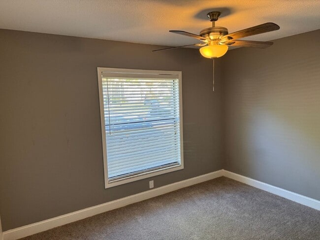 Building Photo - 3166 S Semoran Blvd