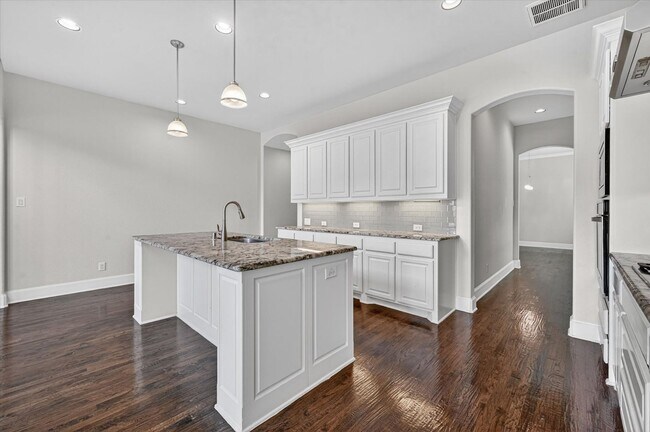 Building Photo - Gorgeous Custom Home in the Phillip Creek Ranch - Frisco ISD!