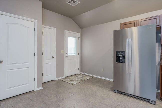 Building Photo - 8113 Frye Ln