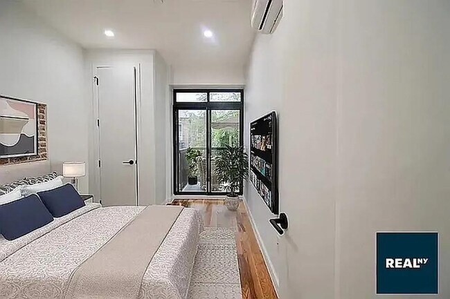 Building Photo - 1 bedroom in BROOKLYN NY 11237