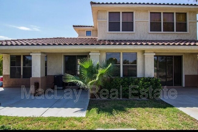 Building Photo - 2290 N 135th Dr
