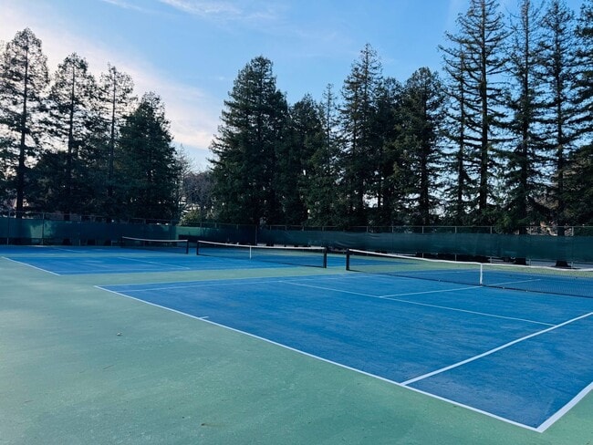 Building Photo - Tastefully updated 2 bedroom/2 bath, single level townhome w/attached 2 car garage!