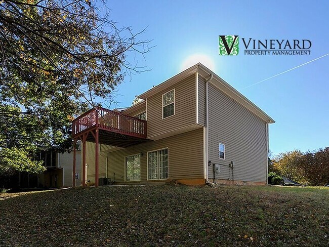 Building Photo - 3684 Autumn View Dr