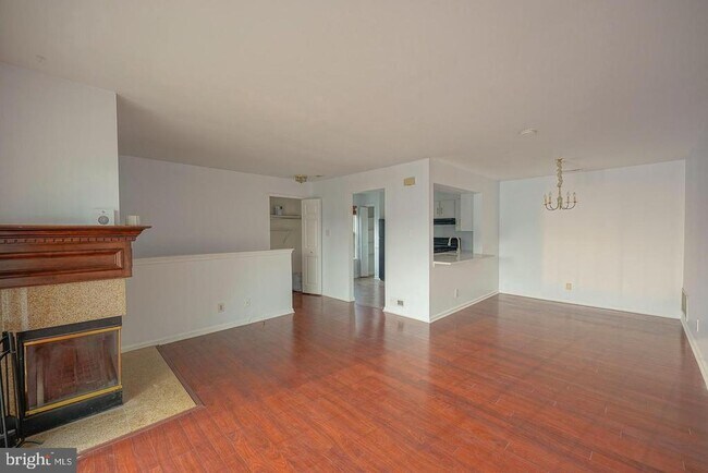 Building Photo - 3102B Limestone Way