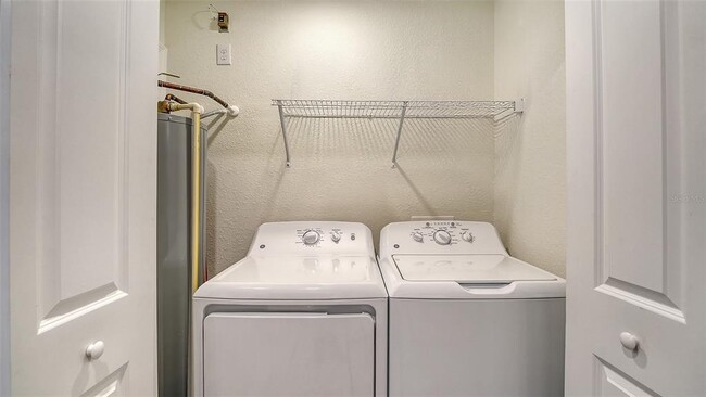 Building Photo - 12390 Wellen Golf St