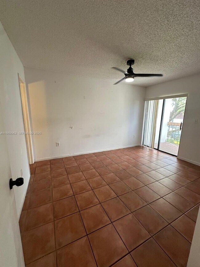 Building Photo - 7555 SW 153rd Pl