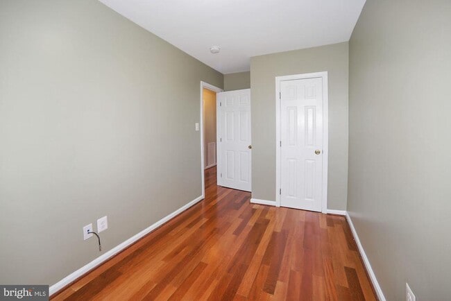 Building Photo - 1354 Adams St NE