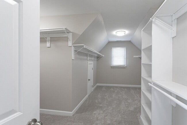 Building Photo - Beautiful 5 bedroom home in Cameron Estates!