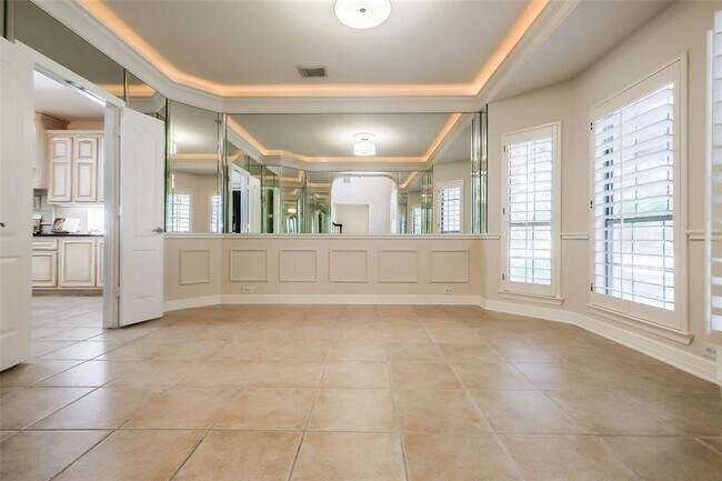 Building Photo - 12411 Santiago Cove Ln