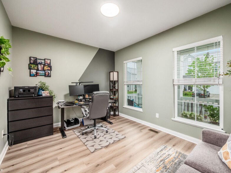 Building Photo - 6863 Turnstone Lp
