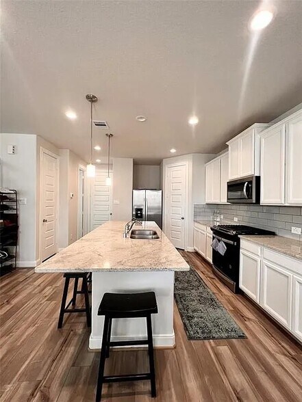 Kitchen - 9829 Heritage Run Ln
