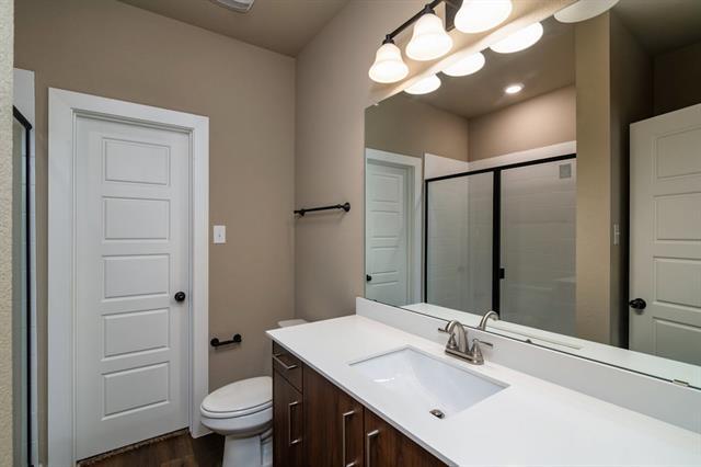 Building Photo - 734 Fallow Dr