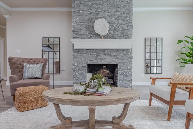 Building Photo - 3123 Baywood Park Dr