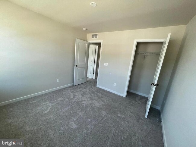 Building Photo - 2244 Barhill Wy