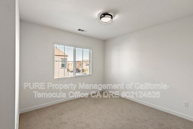 Building Photo - 208 Canopy Trails Pl